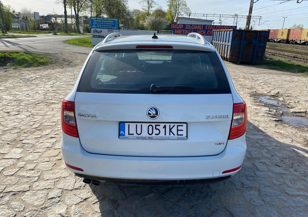 Skoda Superb cena 46600 przebieg: 263000, rok produkcji 2014 z Lublin małe 67